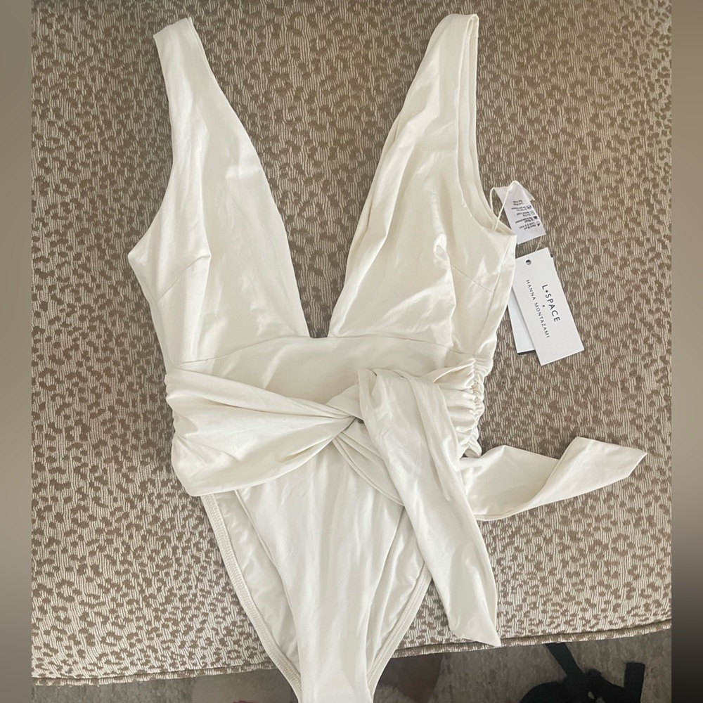 Cream L SPACE one-piece